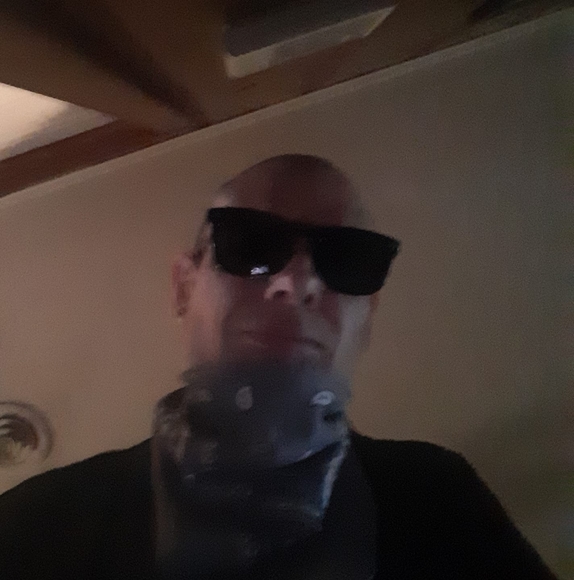 Meet your Posher, Joshua - Picture 1 of 1